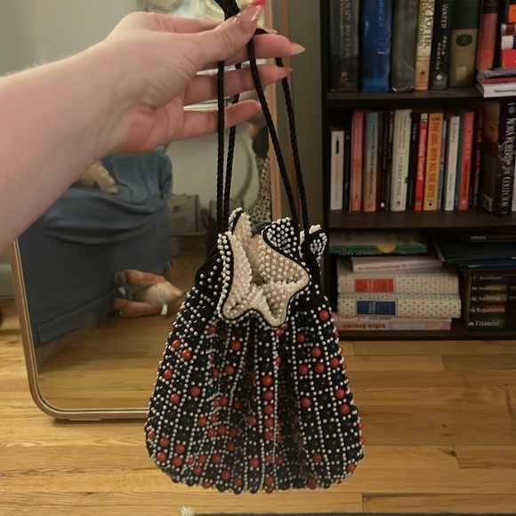 Adorable reversible vintage beaded clutch - Picture 2 of 7